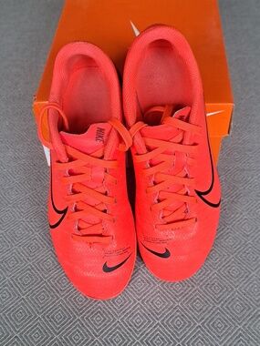 Nike Vapor 13 Club Mercurial Cleats